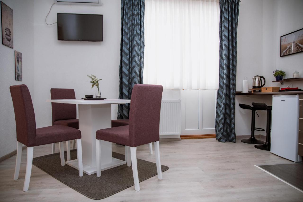 Guest House Mylan Licko Petrovo Selo Dış mekan fotoğraf