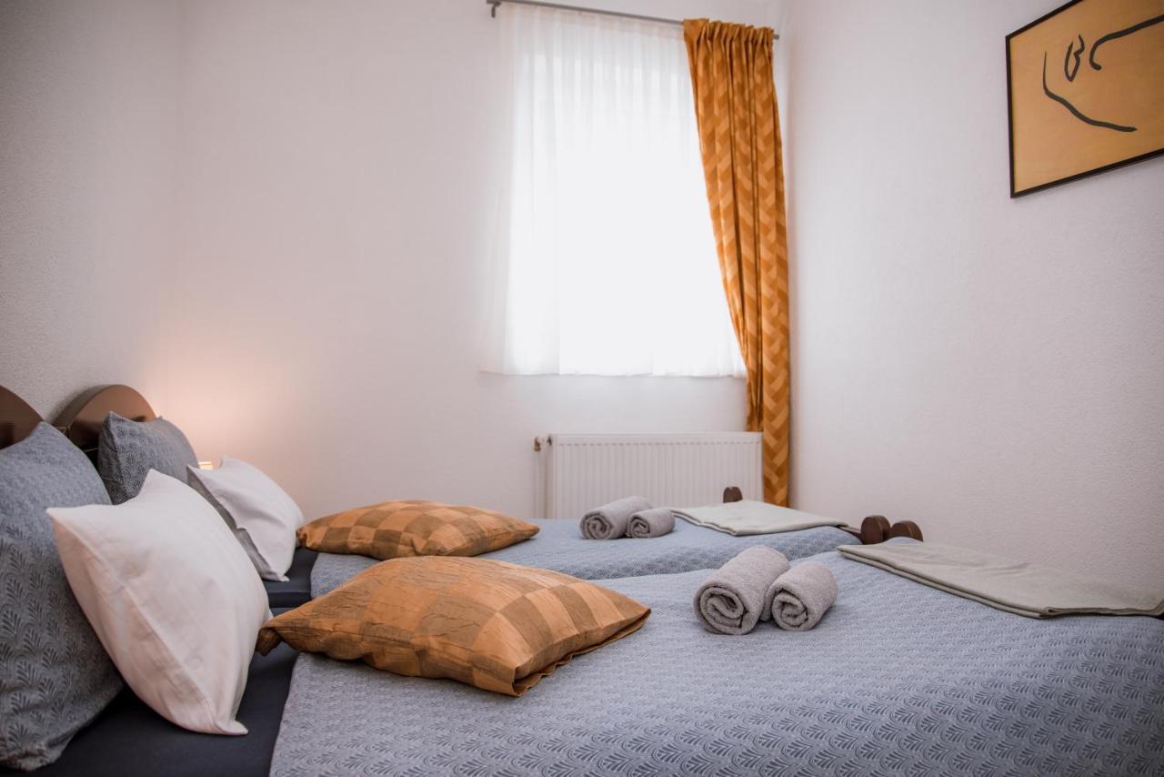 Guest House Mylan Licko Petrovo Selo Dış mekan fotoğraf